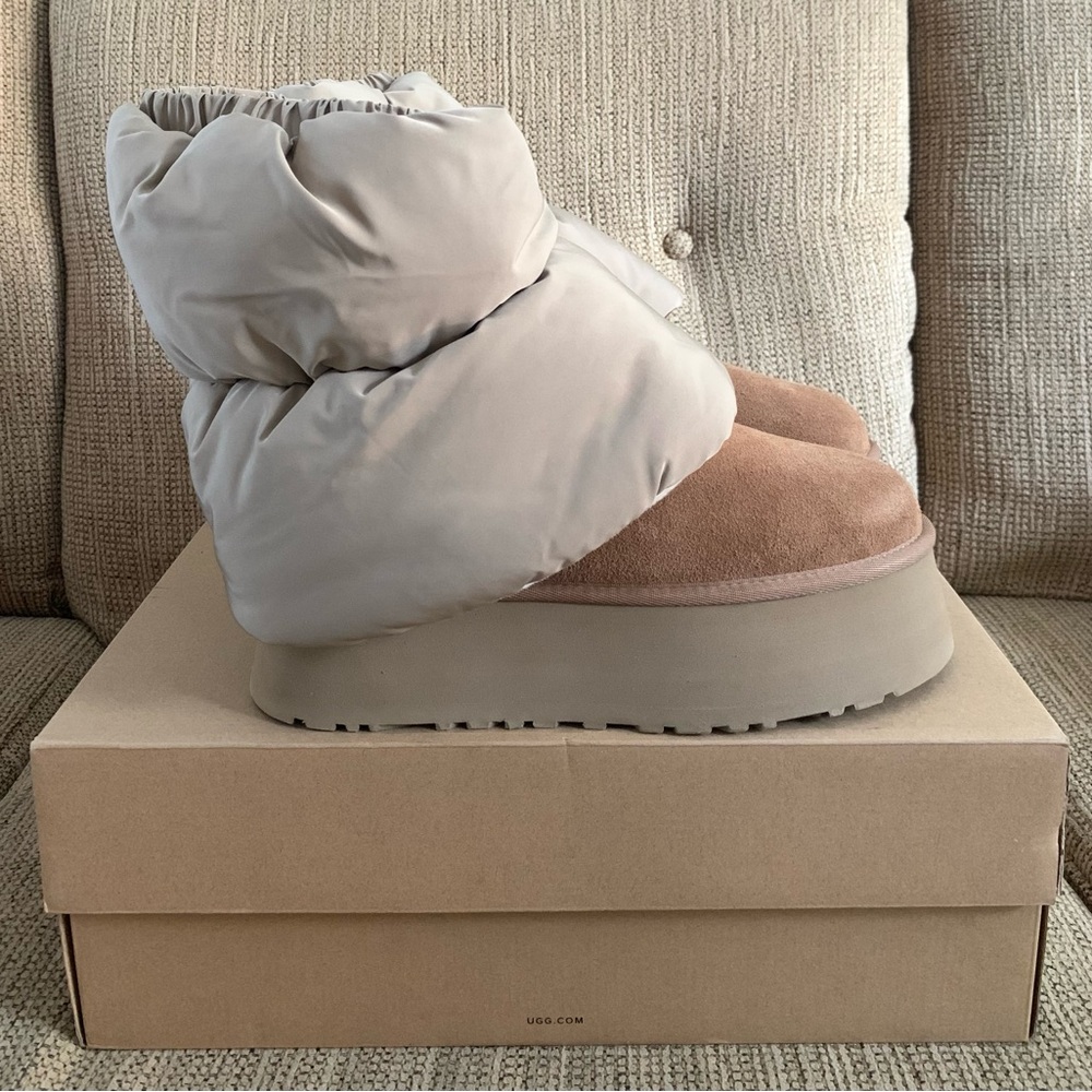 NEW UGG Women's Classic Mini Dipper Puffer Amphora Chestnut - Size 8 US - Boots